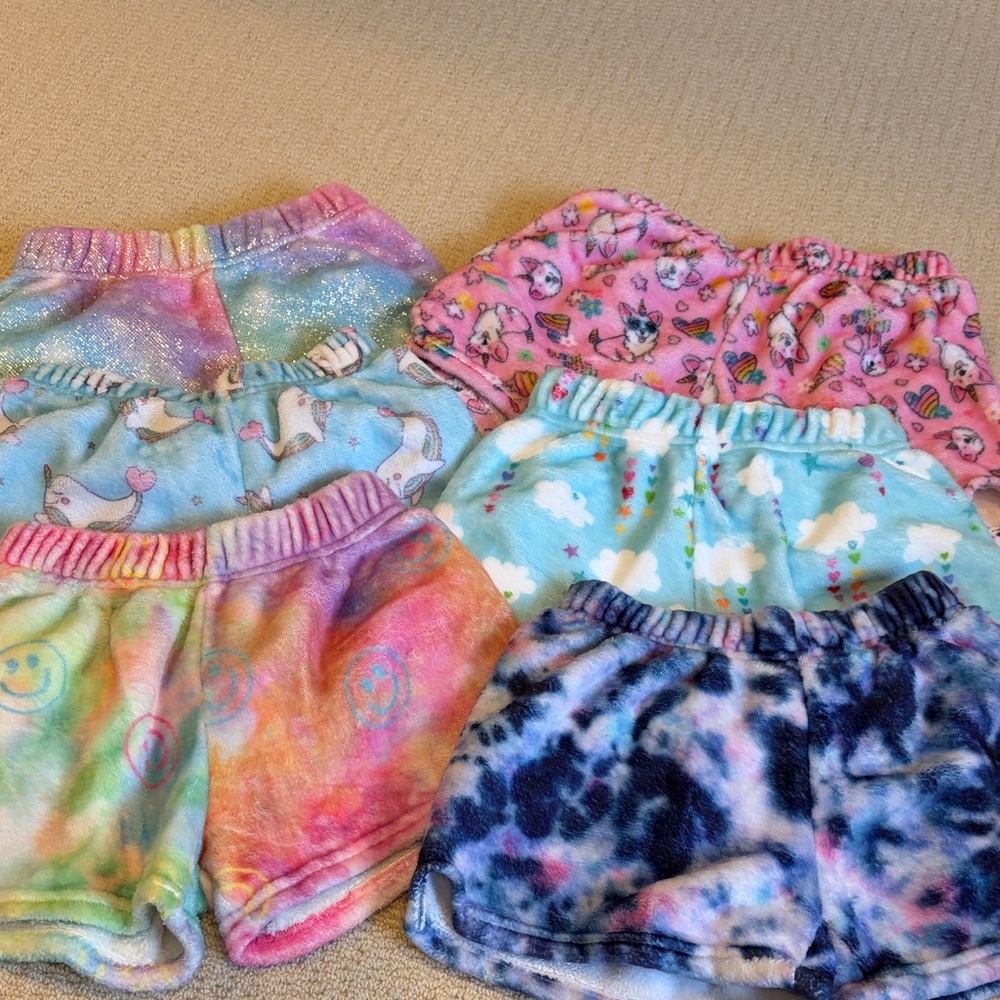 Iscream Girl's Vibrant Fleece Shorts Collection